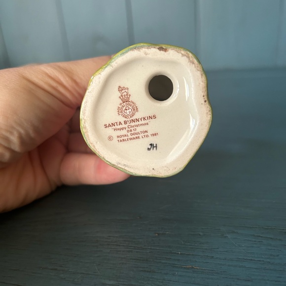 ROYAL DOULTON SANTA BUNNYKINS - "HAPPY CHRISTMAS" - EXCELLENT CONDITION! - Picture 5 of 8